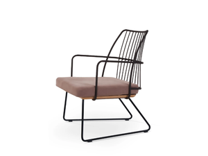 MIA XL LOUNGE SLED - Sled base powder coated steel armchair with armrests - Armchair by 5A Design