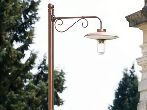 RE LEAR - Metal garden lamp post - Floor lamp by Aldo Bernardi