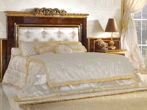 GRAND ROYAL - Solid wood bed with high headboard - Bed frame by A.R. Arredamenti