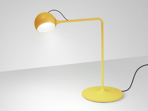 IXA - Adjustable metal desk lamp - Table lamp by Artemide