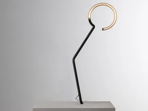 VINE LIGHT - Metal table lamp - Table lamp by Artemide