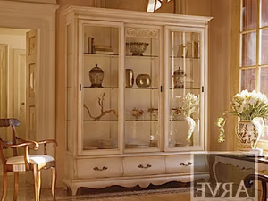 FENICE - Solid wood display cabinet - Cabinet by Arvestyle