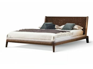 HONEYMOON - Double bed with tanned leather headboard - Bed frame by Bonaldo