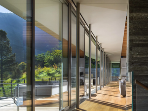 M55 - Lift and slide metal thermal break window - Finishes accessories by Capoferri Serramenti