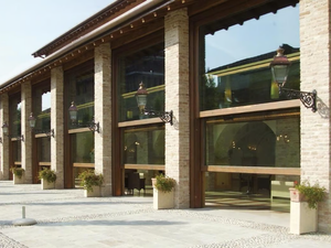 SA91 - Aluminium and wood Sash window - Finishes accessories by Capoferri Serramenti