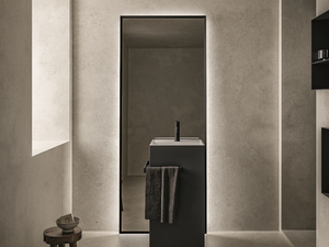 LOFTY 2 - Freestanding bathroom mirror with integrated lighting - Sanitary accessories by Cerasa