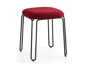 STULLE - Low fabric stool with integrated cushion - Stool by Connubia