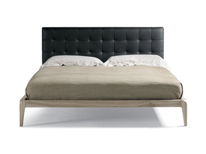 SIG.RE P-622 - Solid wood bed with tufted headboard - Bed frame by Dale Italia