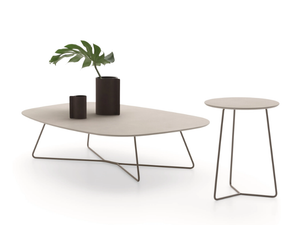KEVIN - Garden side table - Side table by Ditre Italia