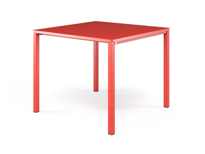URBAN - Stackable square aluminium garden table - Table by Emu