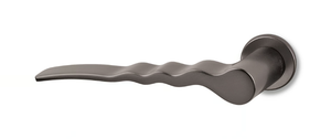 FLOW C3 - Brass door handle - Finishes accessories by Ento