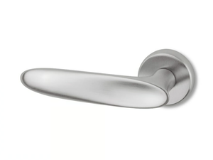 LIFE - Brass door handle - Finishes accessories by Ento