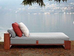 BELLAGIO - Mahogany and fabric garden daybed - Sofa by Exteta