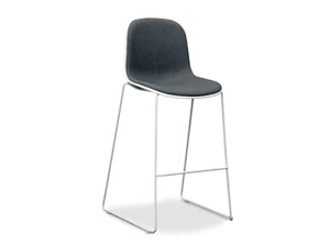 MÁNI - Sled base office stool - Stool by FANTONI