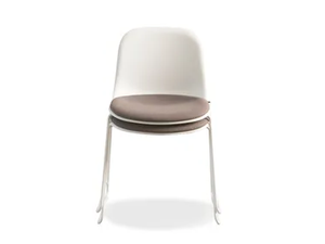 MÁNI - Stackable sled base chair - Chair by FANTONI