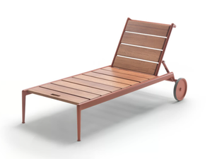 ATLANTE WOOD - Recliner iroko sun lounger with castors - Armchair by Flexform