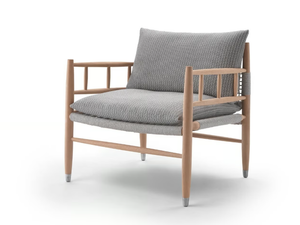 LEE OUTDOOR - Iroko garden armchair with armrests - Armchair by Flexform