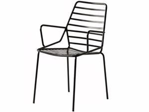 LINK B - Painted metal garden chair with armrests - Chair by GABER