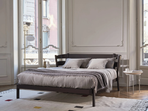 YELEK 90 - Wooden double bed - Bed frame by Gervasoni