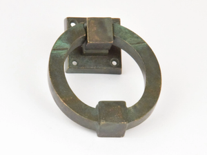 QUADRA - Classic style bronze door knocker - Finishes accessories by GIARA ART DESIGN-BRONZE