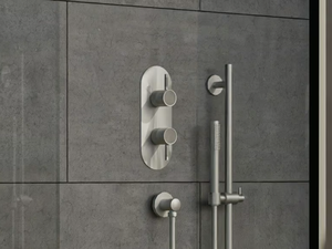 CAMEO - Chromed brass shower mixer with plate - Shower by GRAFF