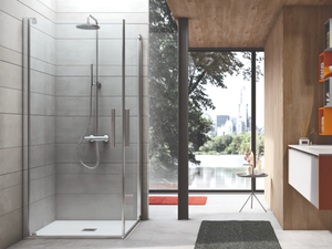 PIVOT - Shower cabin with pivot door - Door by Gruppo Geromin