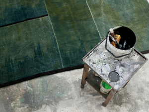 LUOGHI - Solid-color handmade wool rug - Rug by G.T.DESIGN