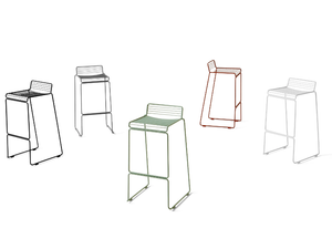 HEE - Stackable powder coated steel barstool - Stool by Hay