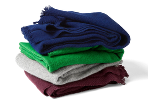 MONO - Solid-color wool blanket - Accessories by Hay