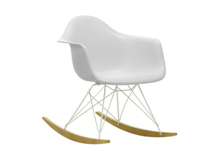 VITRA - RAR SEA WHITE - Rocking polypropylene chair with armrests - Chair by In Stock