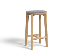 JURO 65 - Solid wood stool with integrated cushion - Accessories by JAVORINA
