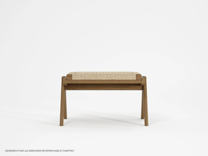 TRIBUTE OUTDOOR - Teak garden footstool - Pouf by KARPENTER