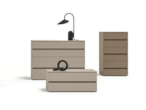 RIO - Wooden chest of drawers with integrated handles - drawer by Kico
