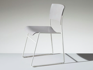 ZINIA - Sled base tanned leather chair - Chair by LAMM