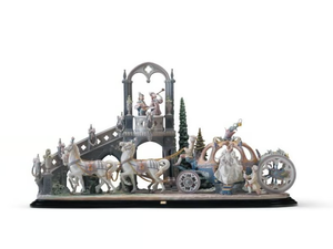 CINDERELLA'S ARRIVAL - Porcelain decorative object - Styling by Lladró
