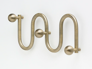 SPHERE XL - Brass towel hook - Accessories by Lo & Co Interiors