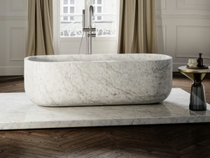 DESIGNO - Freestanding oval Carrara marble bathtub - Bathtub by LUSSO