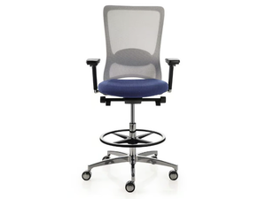 POP - Mesh office stool with 5-Spoke base with footrest - Stool by Luxy