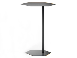 NISEKO - Hexagonal plate coffee table - Coffee table by Made Design