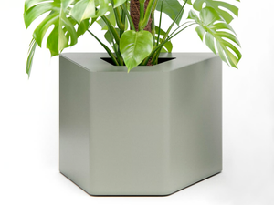 NISEKO - Modular plate planter - Outdoor furniture by Made Design