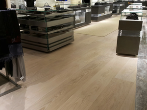 ROVERE SENZA NODI - OLIO BIANCO EXTREM - Oak flooring - Wood flooring by Mafi