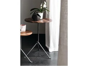 OFFICINA - Round walnut table - Table by Magis