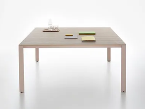 K-WORD - Square wooden meeting table - Table by Manerba