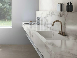 THE TOP BATHROOM - Porcelain stoneware bathroom foil with marble effect - Furniture accessories by MARAZZI