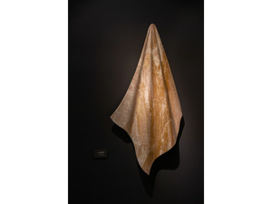 VELATA DRAPES - Marble wall decor item - Styling by MARGRAF