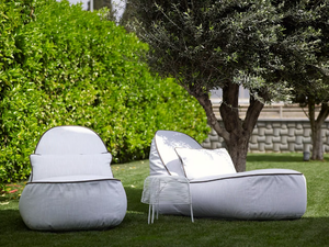 BANANA LOUNGER - Fabric garden bed - Bed frame by Mary&