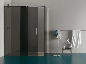 RASO-FILODOCCIA SLIDING CORNER - Corner tempered glass shower cabin with tray - Shower by MEGIUS
