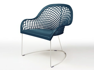 GUAPA AT - Sled base easy chair with armrests - Armchair by Midj