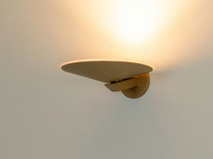 PLA - Aluminium wall light with fixed arm - Wall lamp by Milan Iluminación