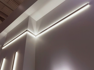 ARCHITECTURE WALL LIGHT SYSTEM - Linear LED lighting profile - Wall lamp by Millelumen